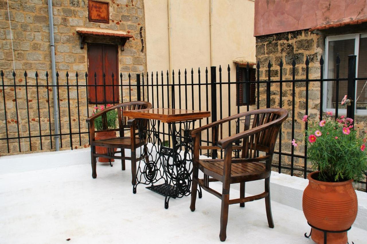 Evangelia'S Little House Rhodes City 外观 照片